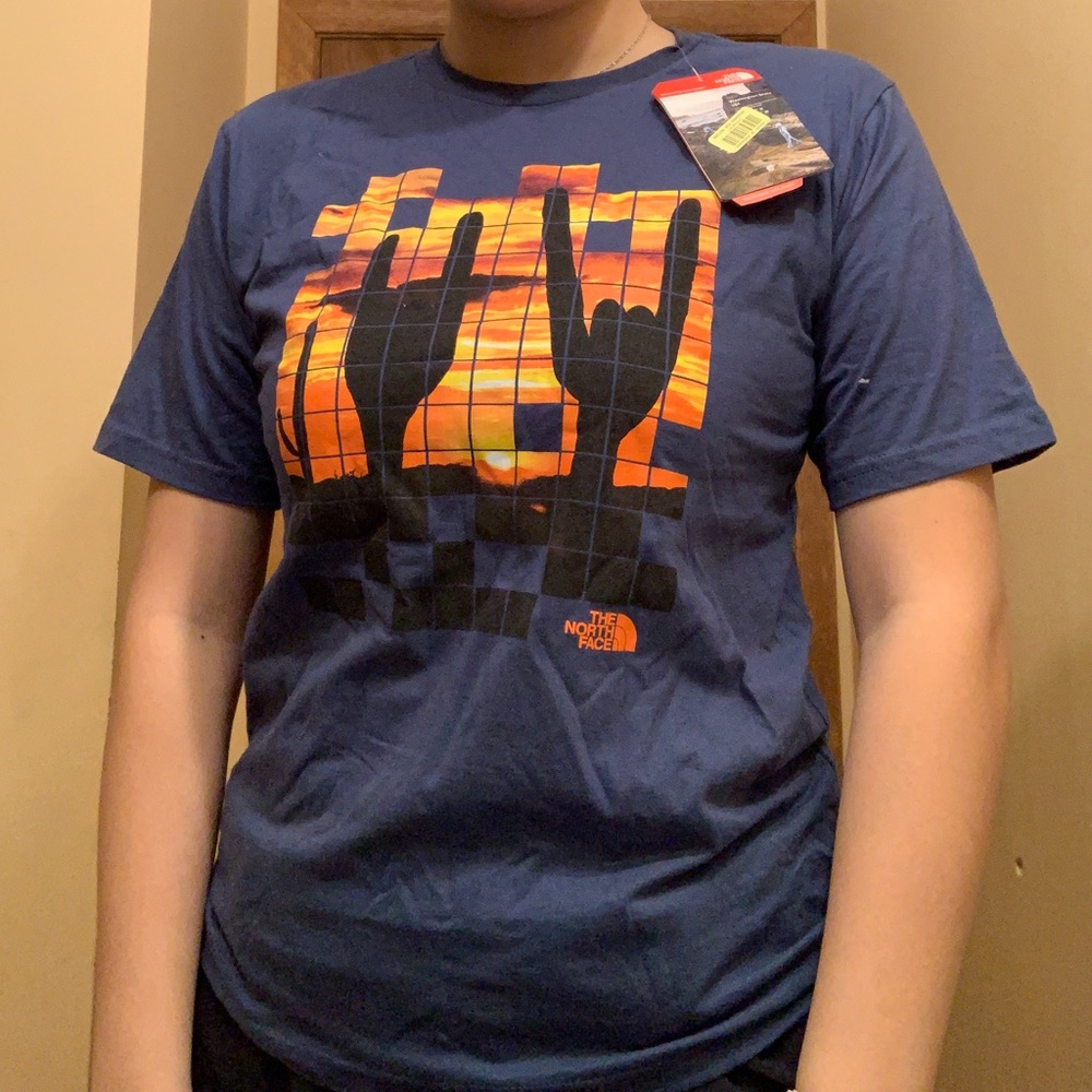 North face boys tshirt cactus print orange